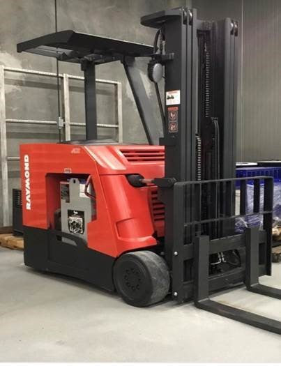 4250 Stand Up Forklift Counterbalanced forklift